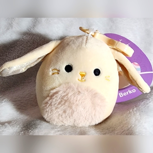 Squishmallows Other - Squishmallow bunny clip on